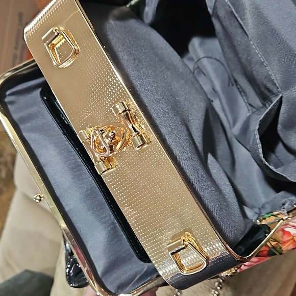 Vintage Glam patent handbag NWOT - Picture 7 of 9